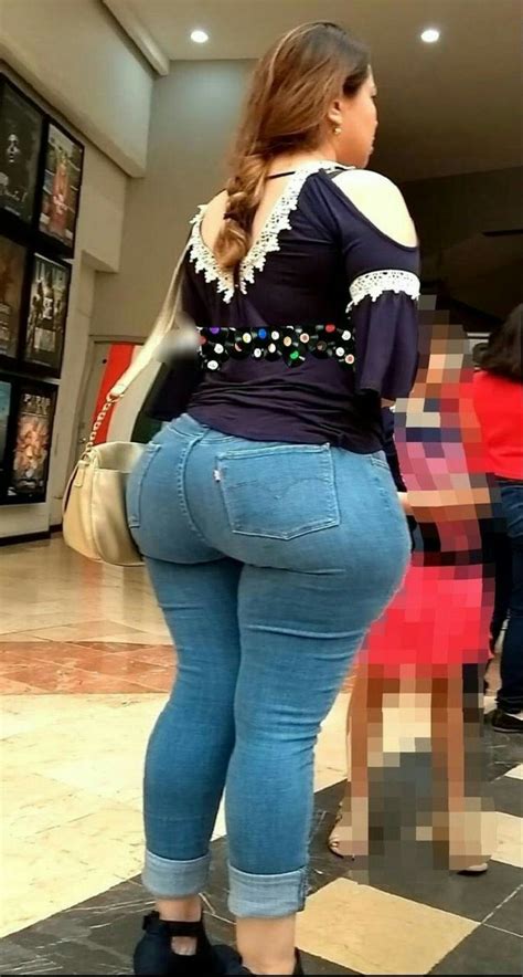 Candid BBW Ass